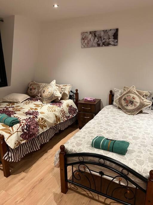 010- Lovely One Bedroom In Ealing F6 Dış mekan fotoğraf