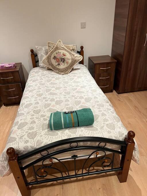 010- Lovely One Bedroom In Ealing F6 Dış mekan fotoğraf