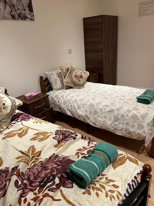 010- Lovely One Bedroom In Ealing F6 Dış mekan fotoğraf